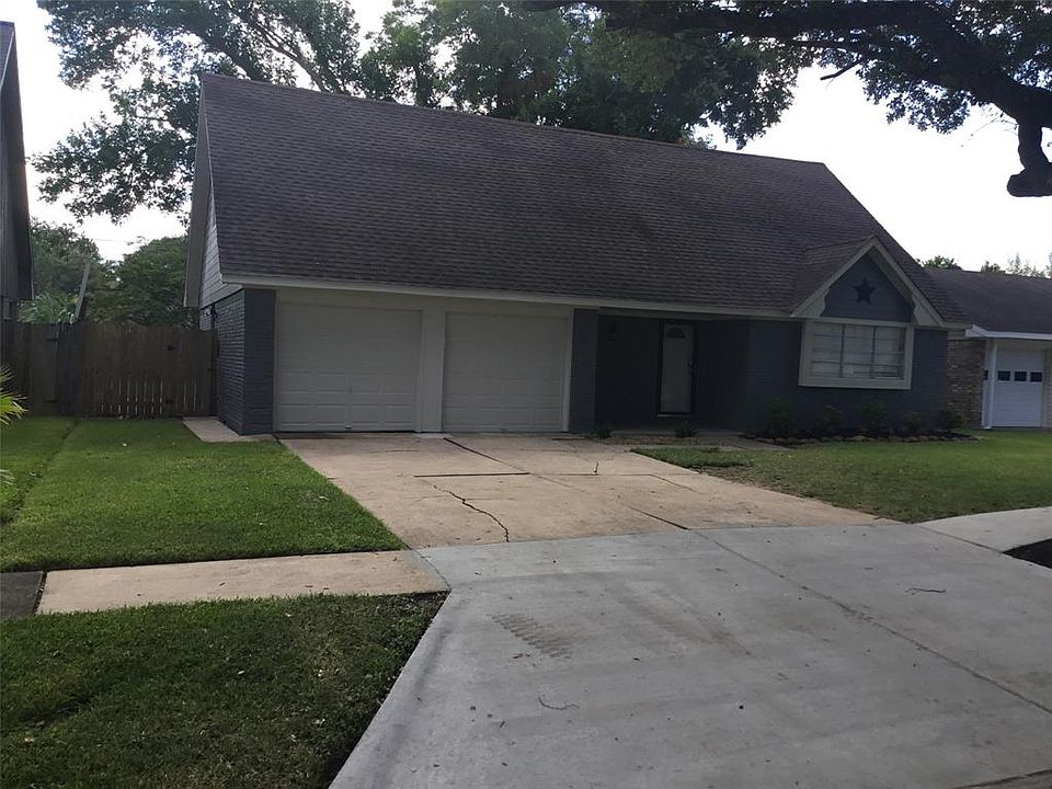 1st image of 2813 Dewberry Ln