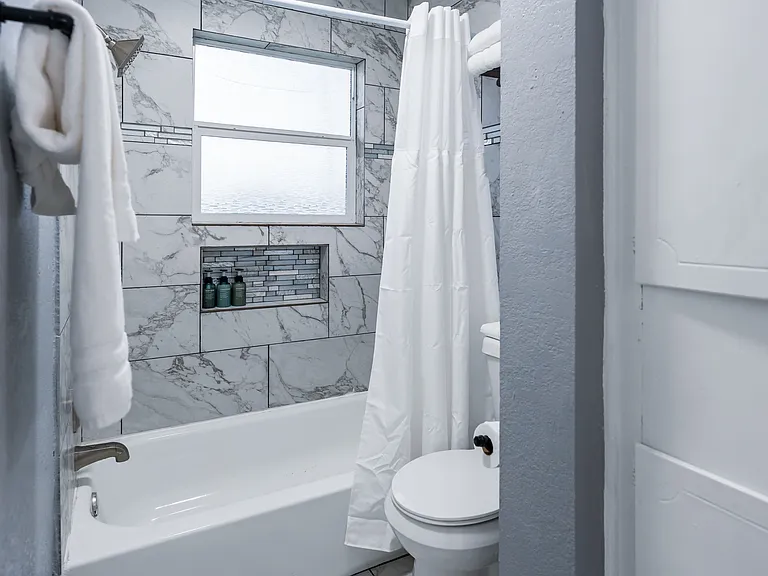 2402 Berry St #8 — Photo 8