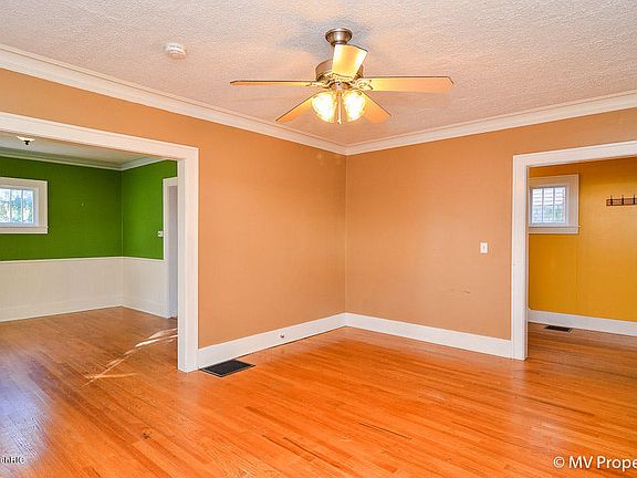 4th image of 1936 Union Ave SE