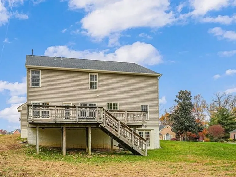 1843 Strickland Ct — Photo 10