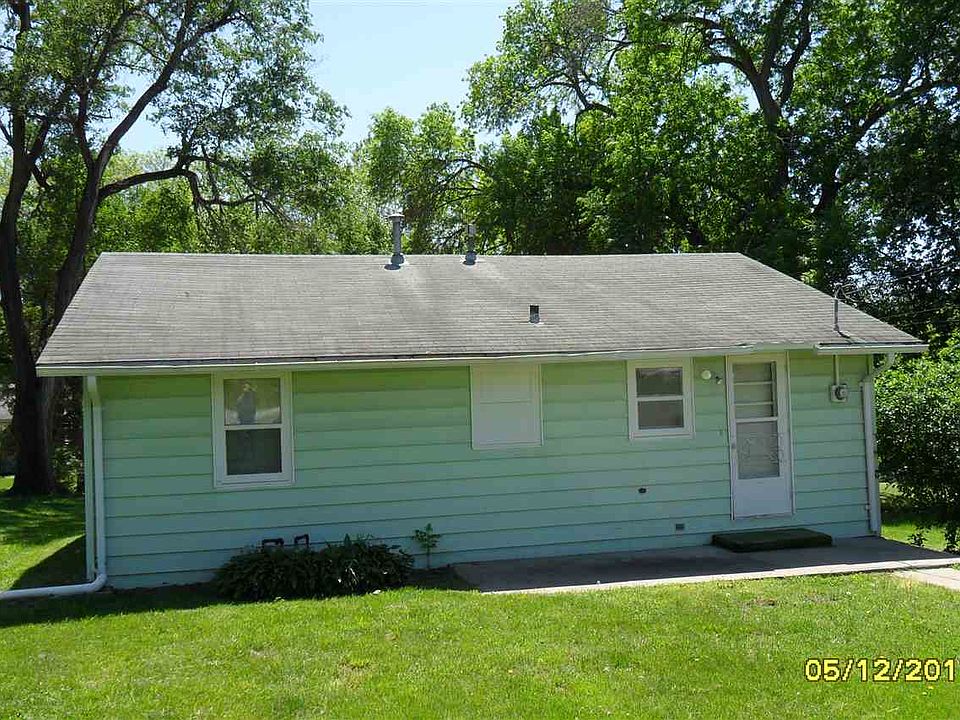 2nd image of 414 7th Ave