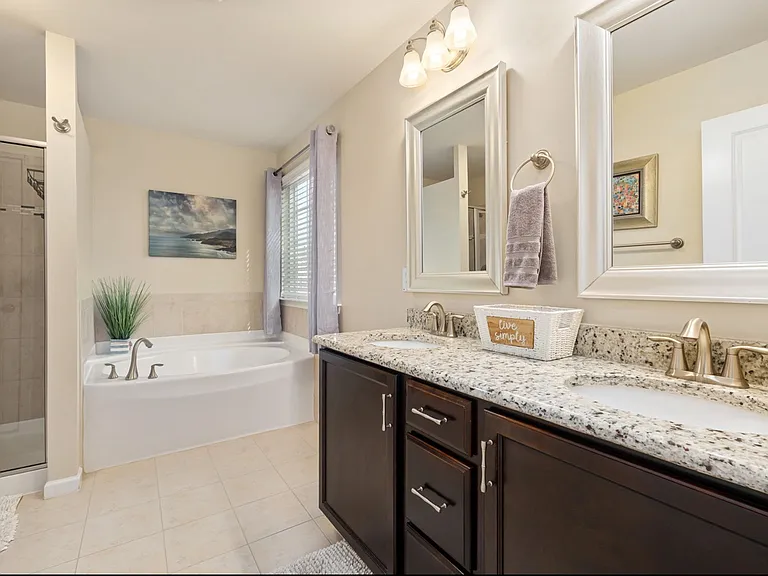 677 Long Melford Dr — Photo 32