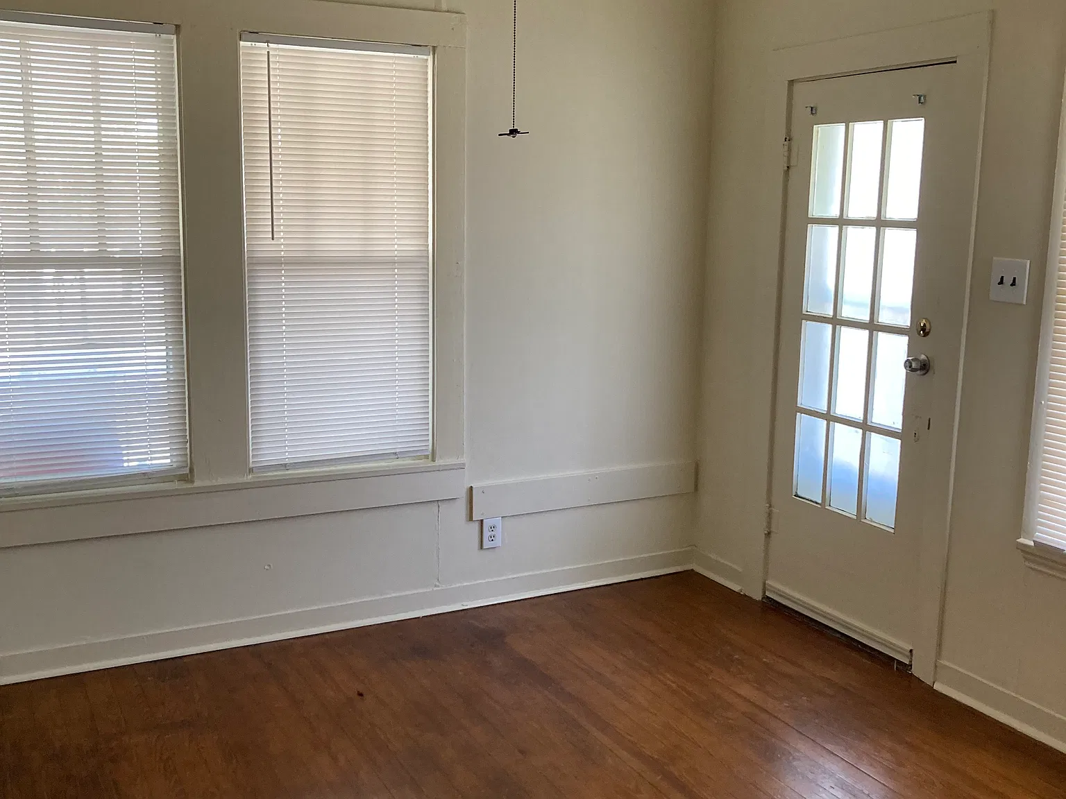 1 bed, 800 sqft, $900 — Photo 3