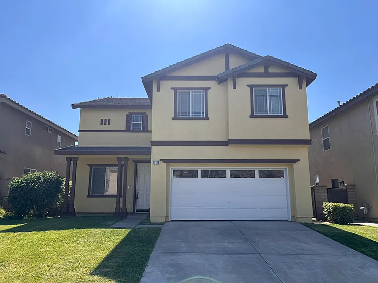 17419 Calle Rio Vis — Photo 1