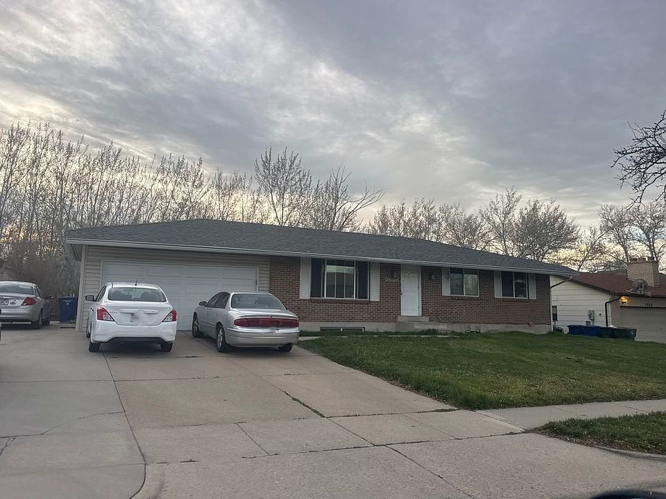 2nd image of 3596 S Acoma St