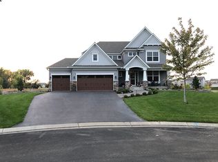 2024 Summerhill Ct, Shakopee, MN 55379