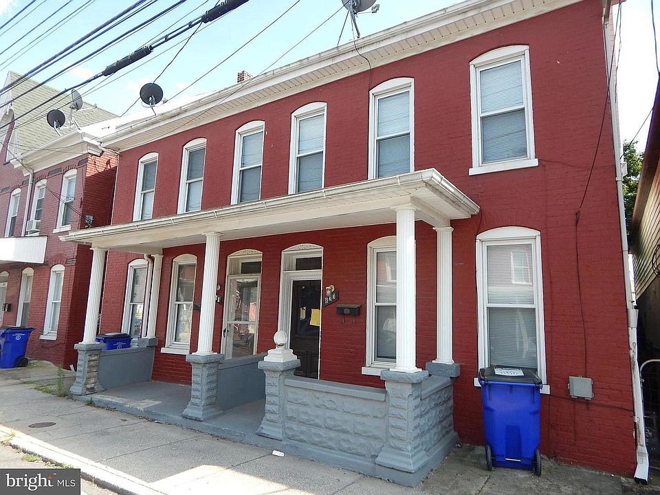 1st image of 823 W Washington St