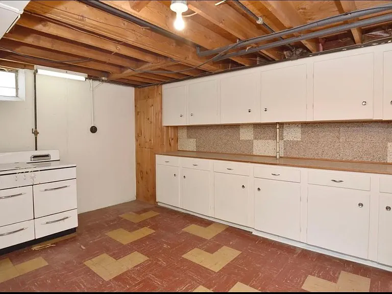 523 E La Salle Ave — Photo 16