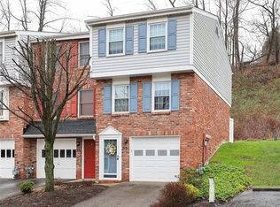 715 Timberidge Dr, Bethel Park, PA