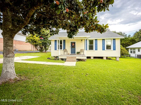 3119 Bachman Rd, Diberville, MS 39540