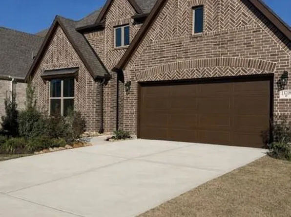 13718 Tranquila Vista Dr, Cypress, TX 77433