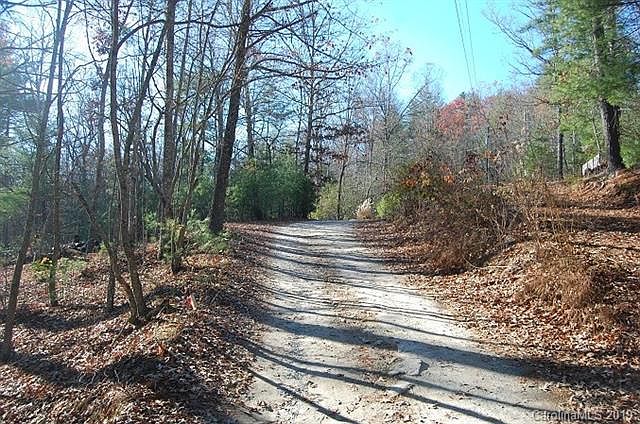 2nd image of 109 Pinewood Knoll Dr