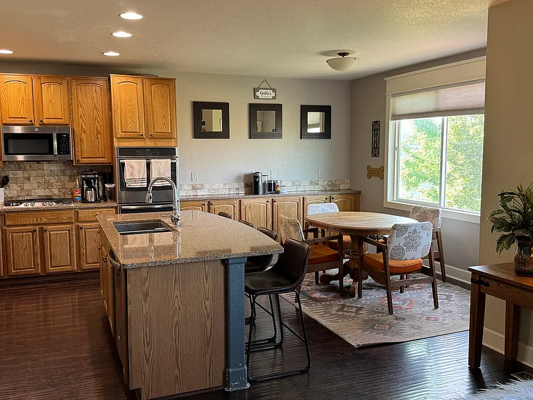 4261 Eagle Ridge Way — Photo 2