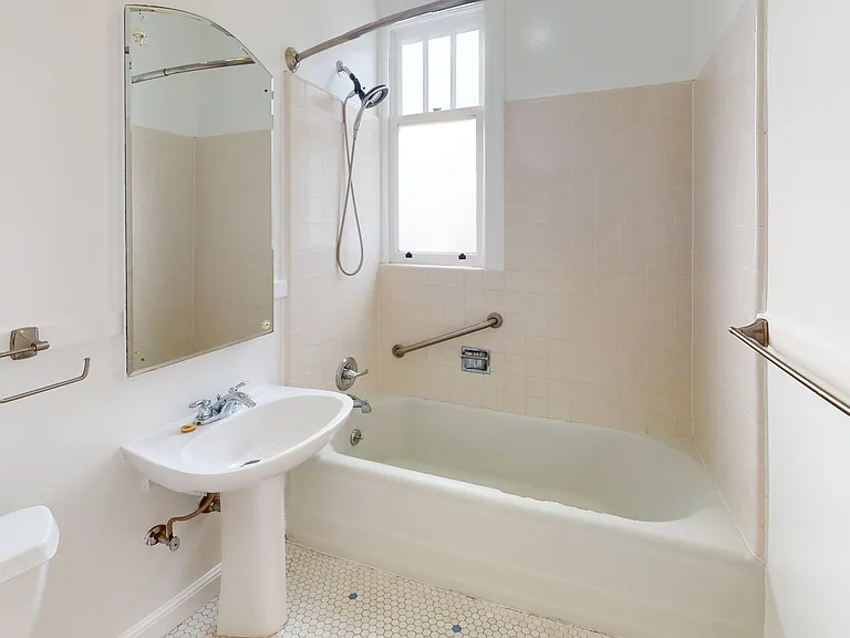 800 Duboce Ave — Photo 10