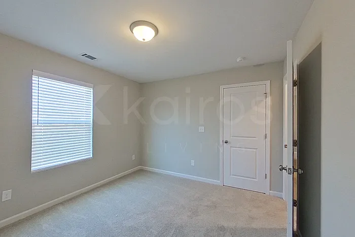 7105 Foggy River Dr — Photo 16