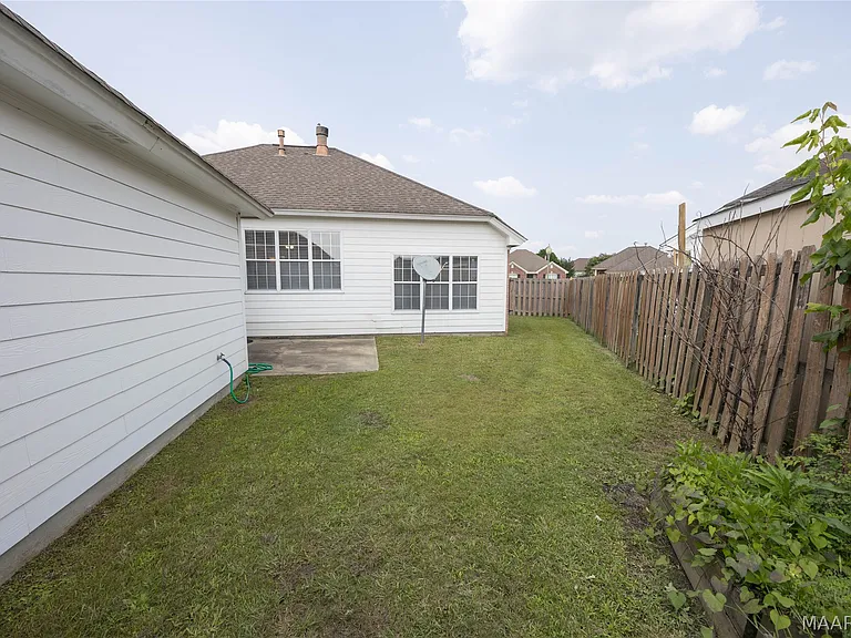 8824 Stoneridge Pl — Photo 19