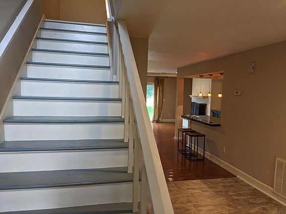 5th image of 308 Ventura Pl #308