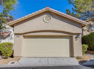 1020 Olive Mill Ln, Las Vegas, NV 89134