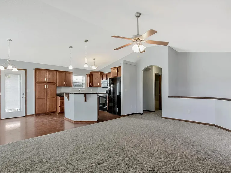 10433 E Fawn Grove Ct — Photo 6