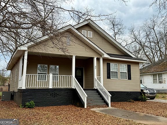 5th image of 40 Edgewood Ave