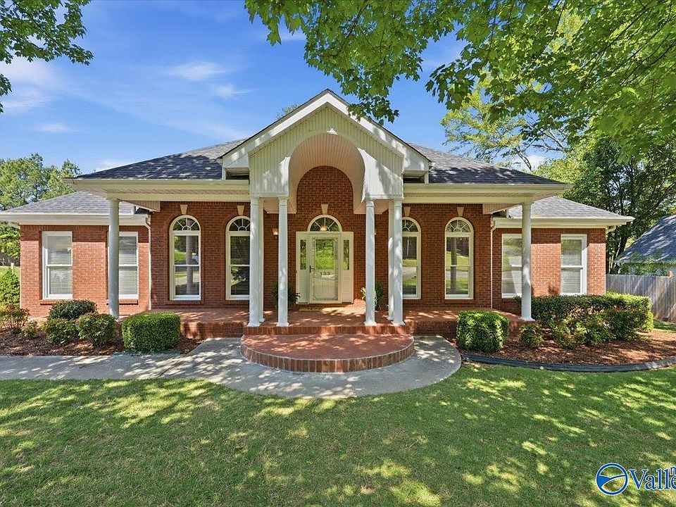 1st image of 133 Antebellum Dr