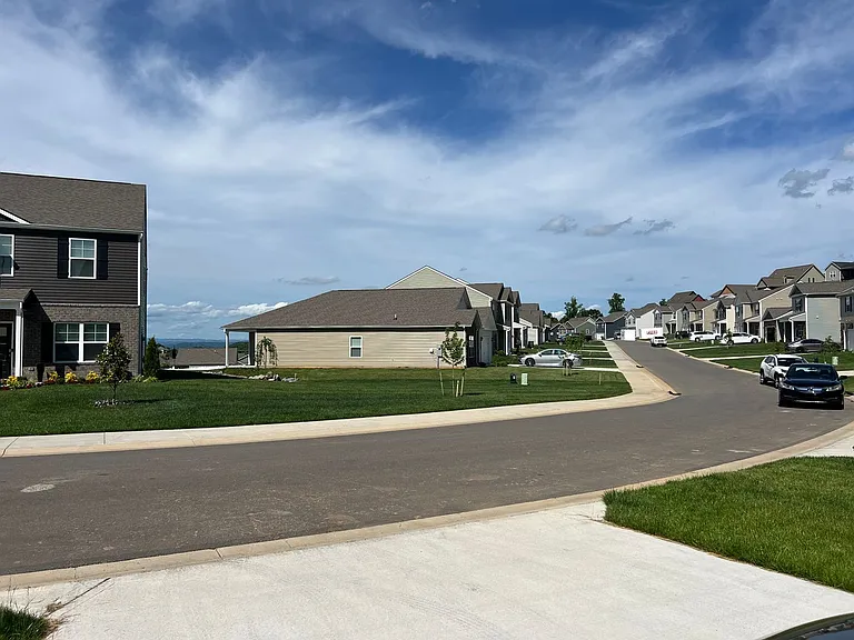 2516 Bridgeforth Xing — Photo 29