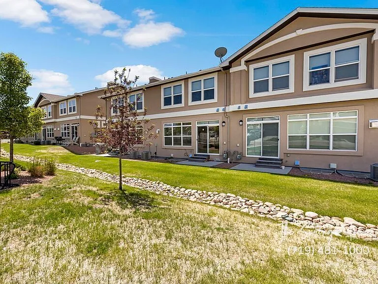 748 Brambleberry Hts — Photo 44