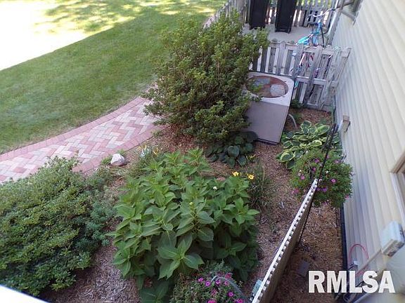3rd image of 612 NW 8th Ave