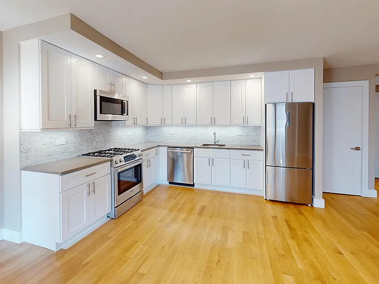 310 Greenwich St #3105C — Photo 3