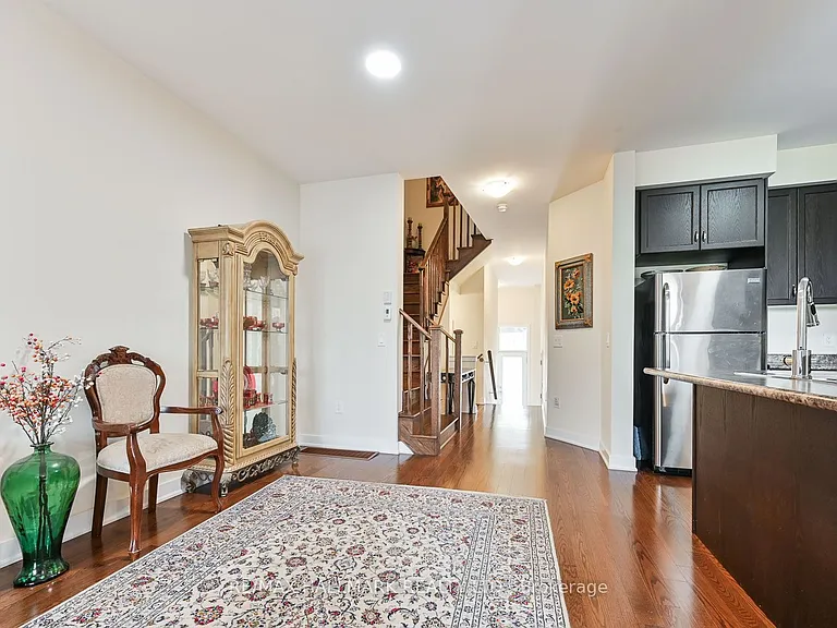 41 Anchusa Dr — Photo 8