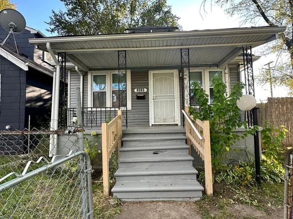8383 Carbondale St, Detroit, MI 48204