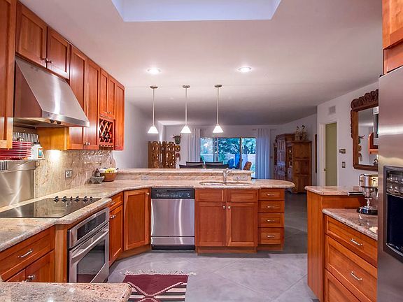 5th image of 1506 N Camino Mateo