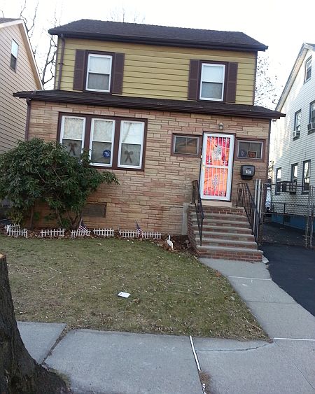 1st image of 207 Oak St