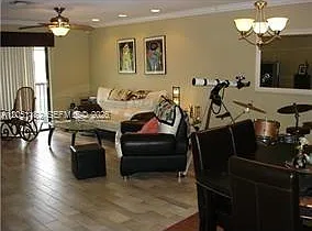 124 S Laurel Dr #505 — Photo 9