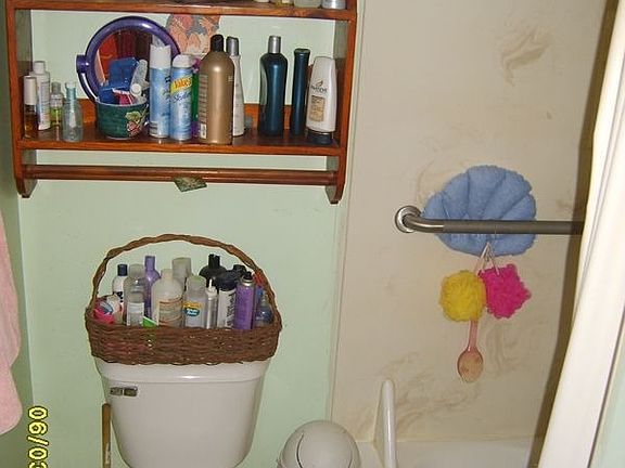 Full Bath Upstairs