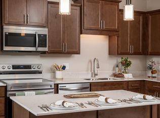 Jeffers Waterfront Apartments, Prior Lake, MN 55372