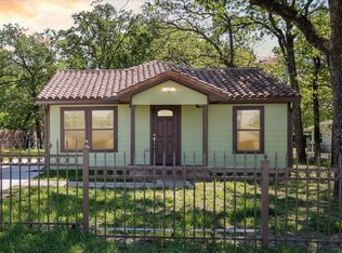 2808 Crystal Dr, Balch Springs, TX 75180