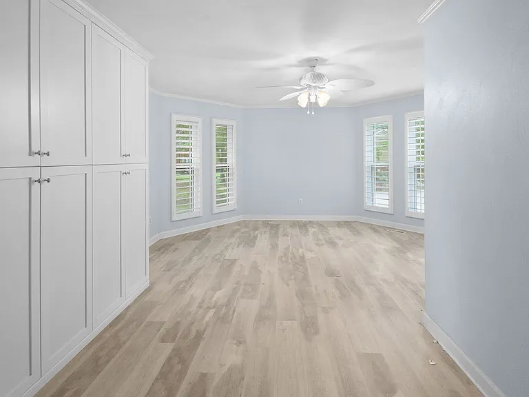 6333 Tuttle Ave — Photo 9