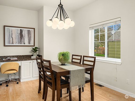 4th image of 10090 Des Moines Memorial Drive S