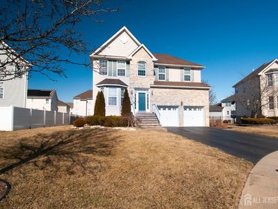 82 Eddington Ln, Monroe Township, NJ, 08831