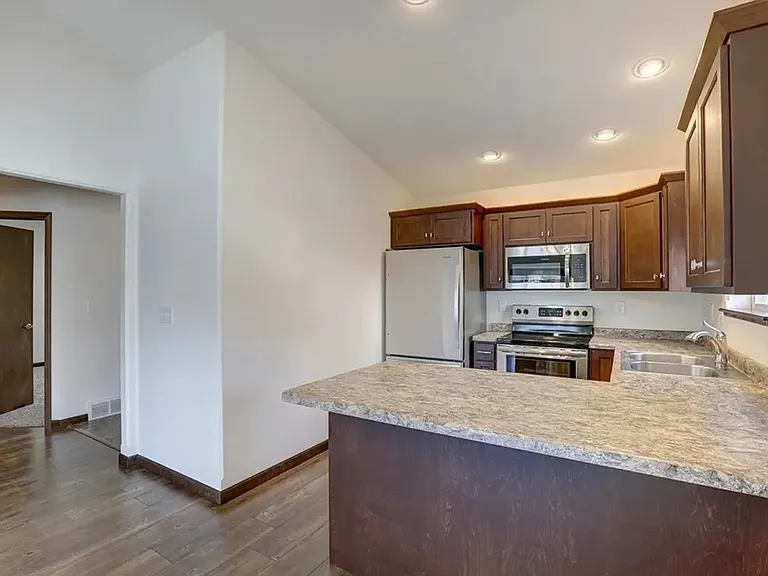 4903 & 4905 Annabelle Ct #4903 — Photo 11