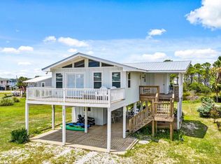215 Shoreland Cir, Gulf Shores, AL 36542