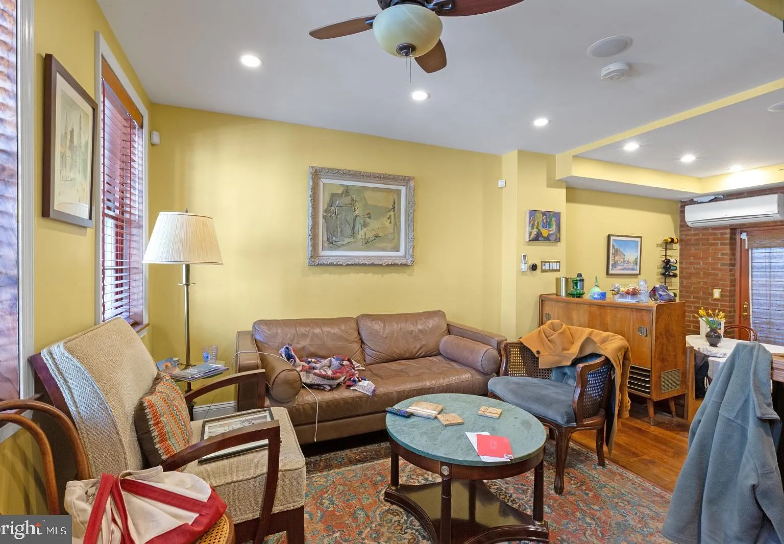 2 bed, 2.0 bath, 845 sqft, $2,345 — Photo 4