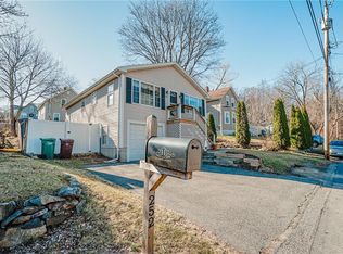 252 6th Ave, Woonsocket, RI 02895