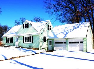 4592 Grantwood Ave SE, Kentwood, MI 49508