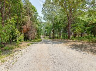 987 Hall Cemetery Rd, Burns, TN 37029