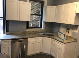3251 S Union Ave #1F, Chicago, IL 60616