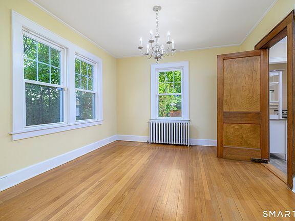 4th image of 16 Vine Rd