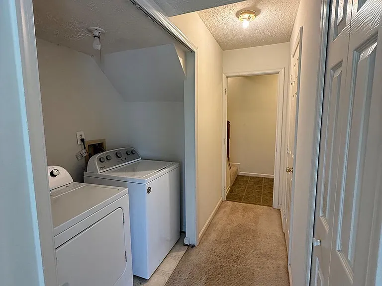 105 W Park Dr — Photo 21