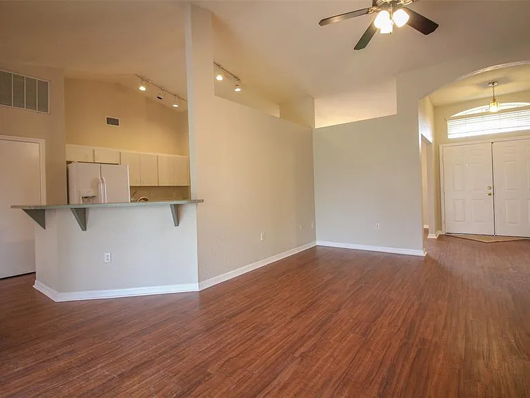 3002 Chasewood Dr — Photo 3